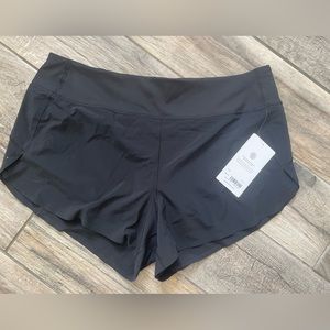 Athleta Run With It 3.5” running short shorts NWT BLACK